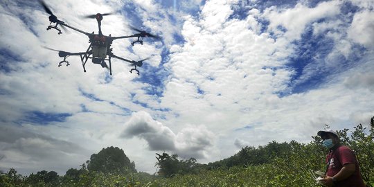 Arkeolog Terbangkan Drone ke Gua Purba Terpencil